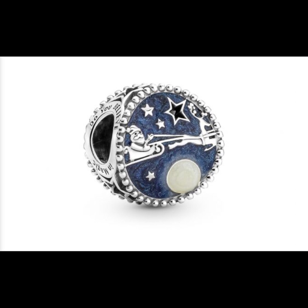Authentic PANDORA Santa and the Reindeer Silver Bead Charm. NWT